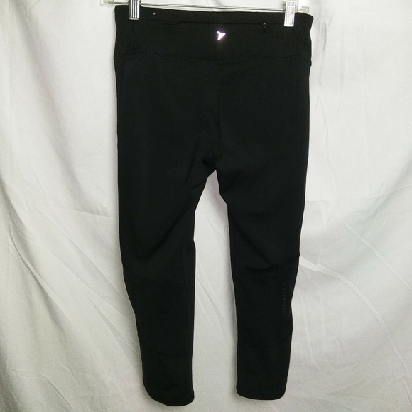 Old Navy Go-Dry Active Leggings - Picture 2 of 5